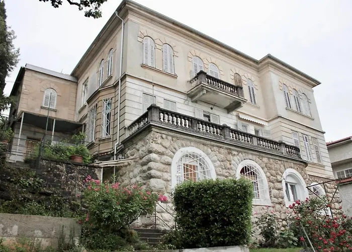 Boutique Villa Mia, Amazing Location With Parking