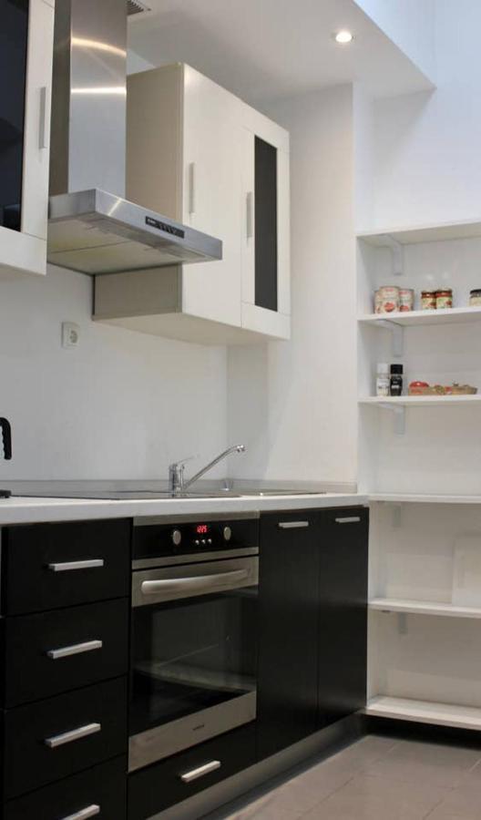 Boutique Mia, Amazing Location With Parking Apartment *